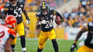 Pittsburgh's Le'Veon Bell leads the NFL in rushing.