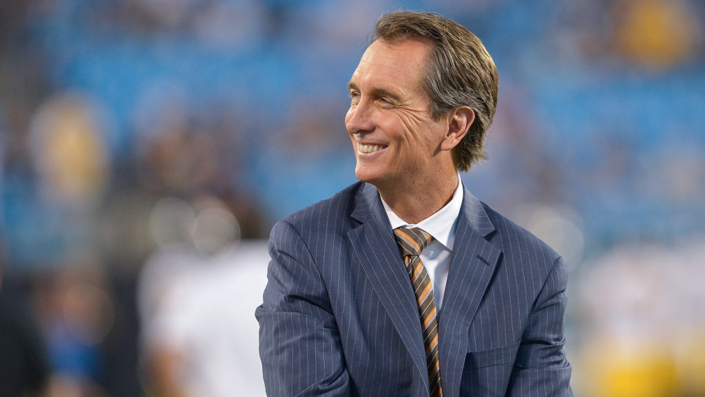 How hated is CHRIS COLLINSWORTH?