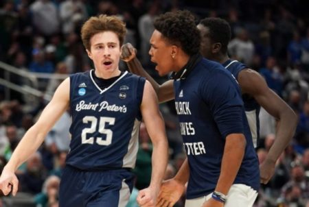 Top upsets in Sweet 16 history - St. Peter's makes the cut