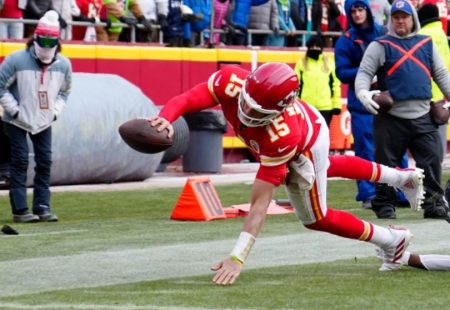 Mahomes and team take on the Bengals this afternoon